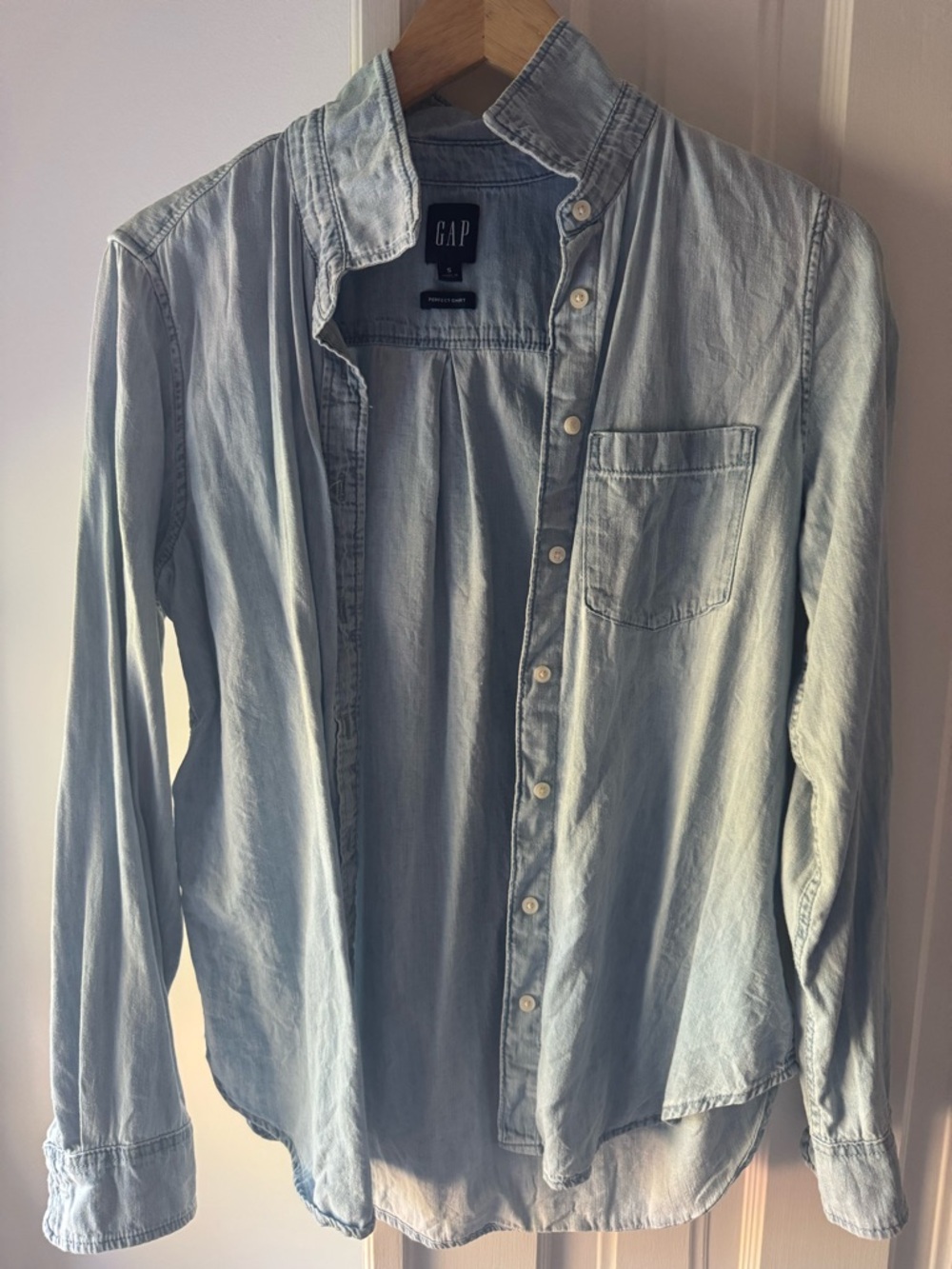 GAP Light Blue Chambray Button-Down Shirt